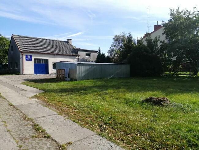 Sprzedam działkę wraz z budynkiem w Sierpcu