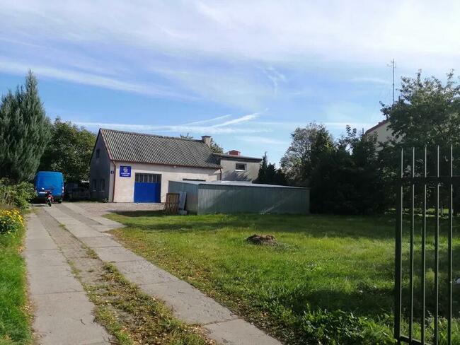 Sprzedam działkę wraz z budynkiem w Sierpcu