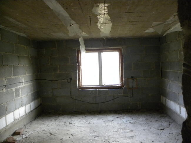 Dom 120 m kw w Baryczy Nowej pow. Zwoleń.