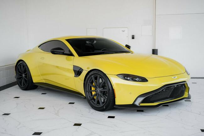 Aston Martin V8 Vantage Vantage V8