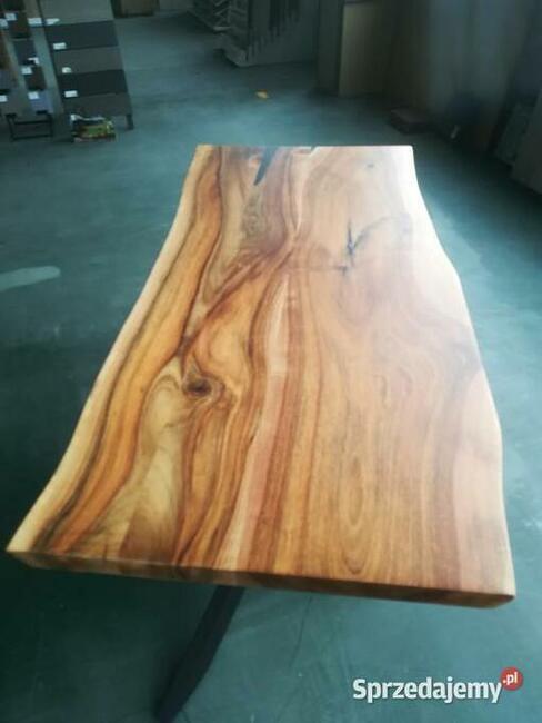 Stół Orzech lakier 70 x 151 Unikat