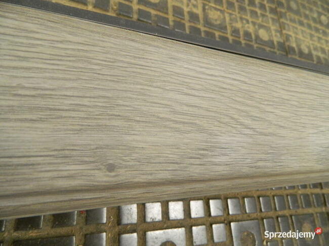 Listwa przypodłogowa Arbiton INDO 16 Dąb Kaukaski