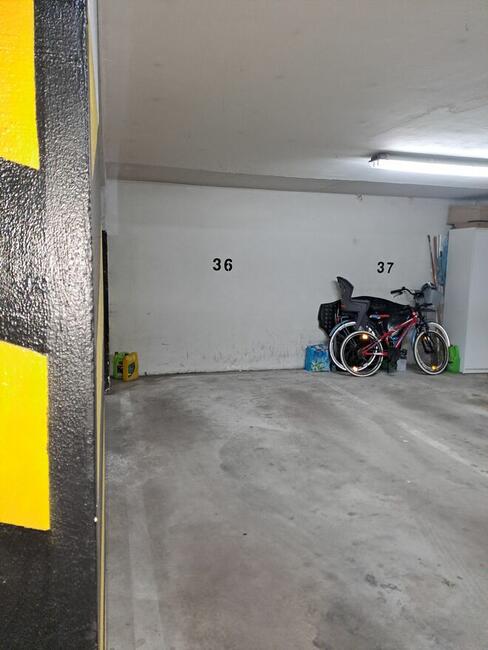 Miejsce parkingowe w garażu pod budynkiem, centrum Legionowa