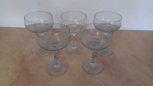Kieliszki do szampana Vintage - 5 szt., do sprzedania