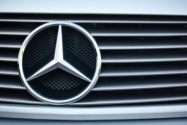 Mercedes SEC 600 v12