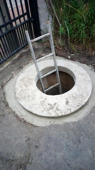 Szamba-AWARIE, Naprawy, Przeróbki, Uszczelnienia, Kompleksowo.