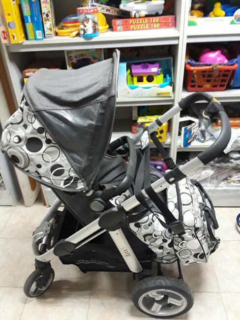 śpioszki, body, wózki, foteliki, łóżeczka, pościele, zabawk