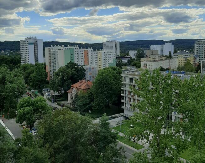 Mieszkanie 3 pokojowe przy ul. Lea, do wynajęcia.