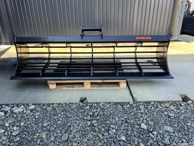 Łyżka skarpowa ażurowa 250cm 10-15t