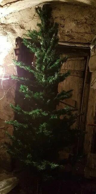 choinka sztuczna 2,13cm+2-ga gratis