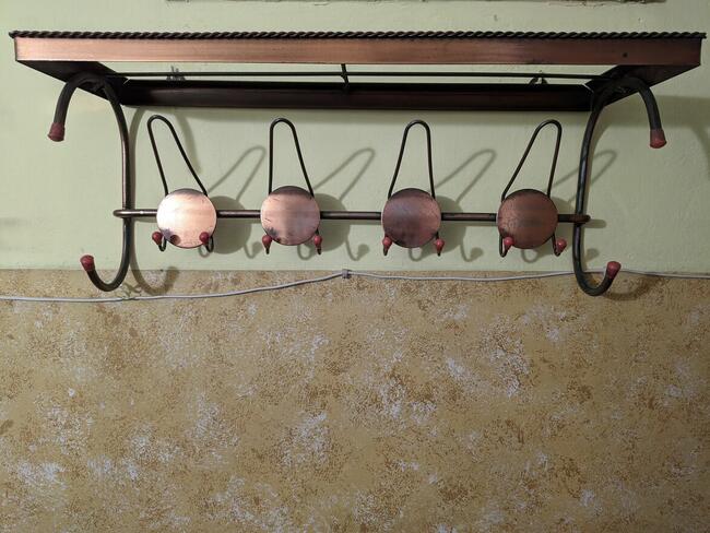 Komplet Lustro Miedziane Stolik Wieszak Żyrandol Kinkiet