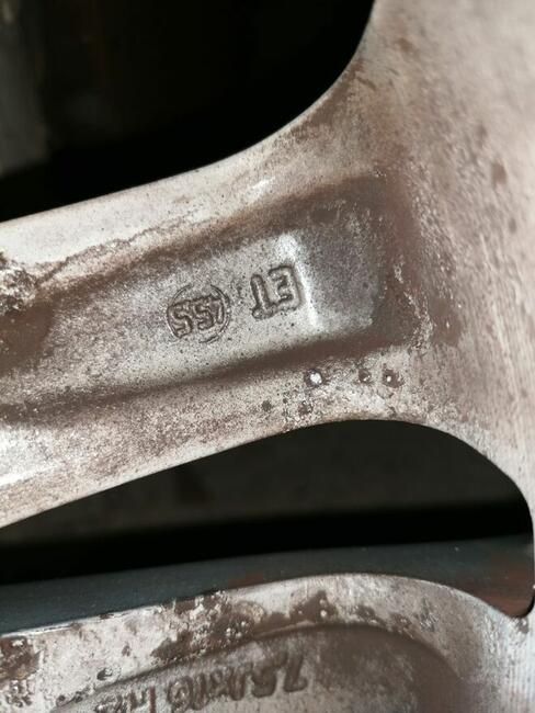 Sprzedam koła zimowe Mercedes W211 W212 W213 16\