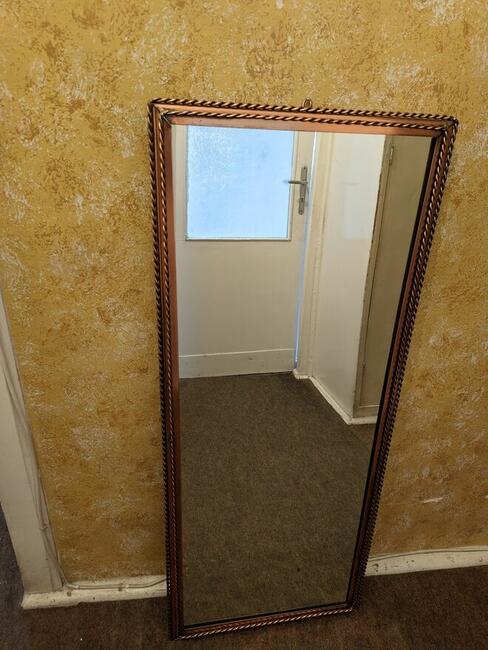 Komplet Lustro Miedziane Stolik Wieszak Żyrandol Kinkiet