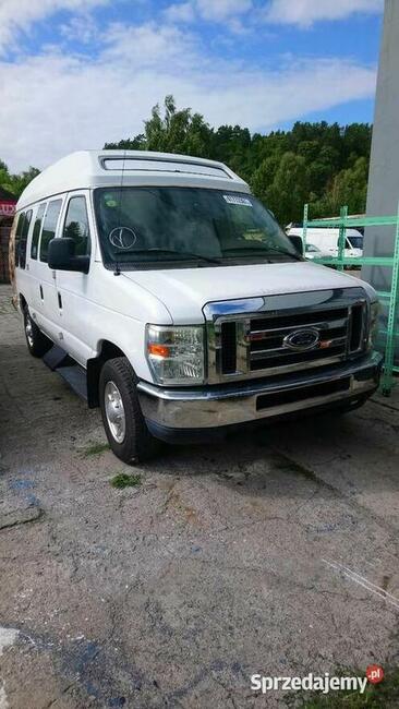 Ford econoline 2009 e250