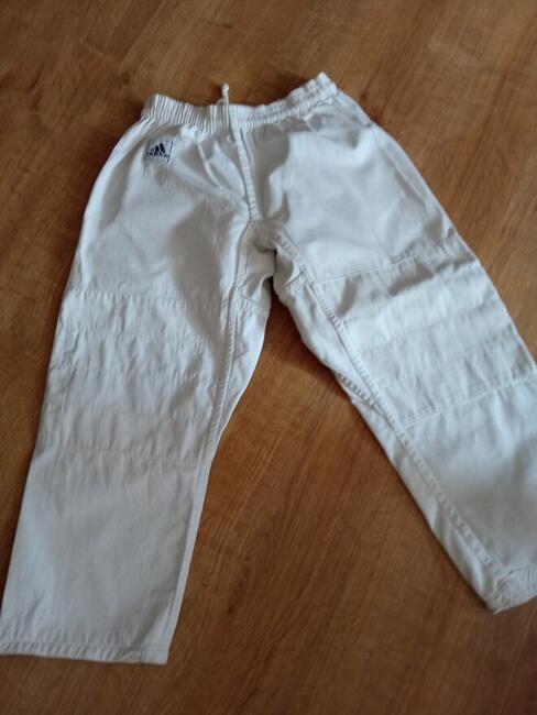 Spodnie do karate rozmiar 134