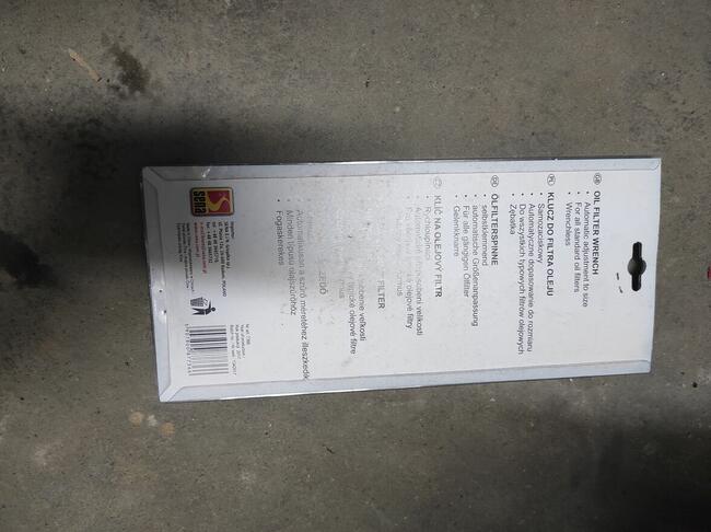 Uniwersalny klucz do filtra oleju