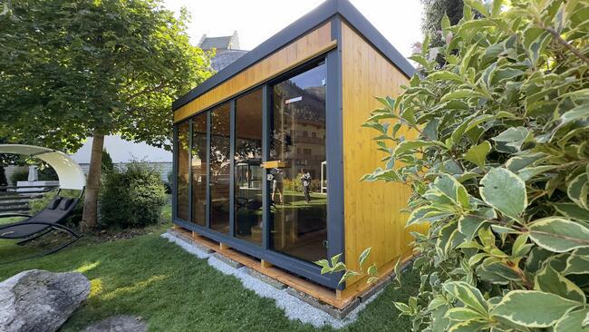 Sauna ogrodowa SPA Wellness Horyzont House przedsionek piec