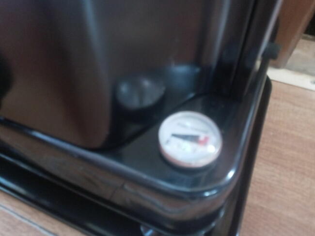 Piec naftowy moc grzewcza 2400W