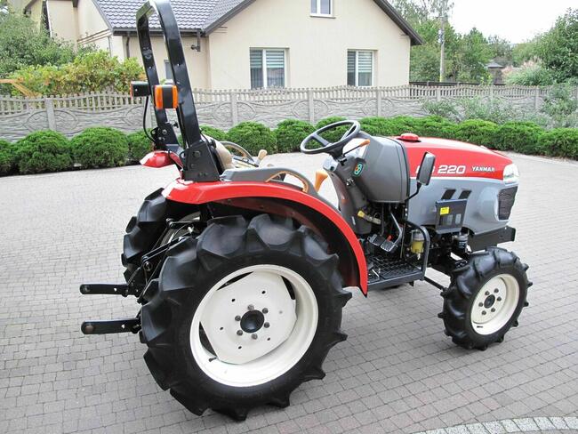 Mini Traktorek Yanmar EG220 4X4 22KM Wspomaganie Mała Kosiarka