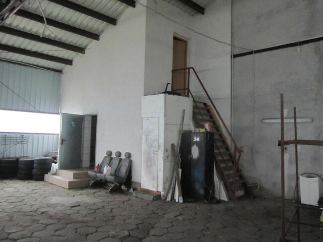 Hala 200 m2 + socjal + WC do wynajęcia