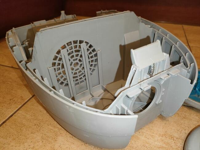 Zelmer Dot Typ VC 1002.0EK / ZVC 122EK -odkurzacz na części