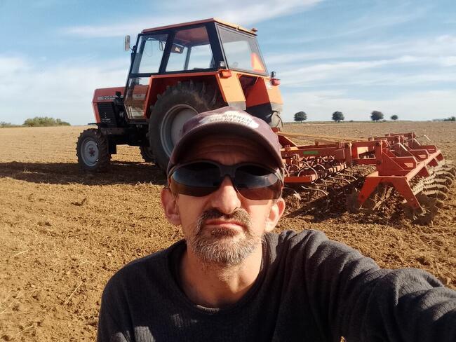 Rolnik szuka żony. Chciałbym poznać kobietę do stałego związ