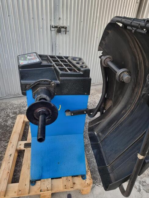 wyważarka BEISSBARTH Microtec 825D Bosch WBE4110 corghi