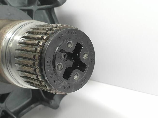 Naped Gasienicy Walek Napedowy Ski-Doo Summit 800 XRS