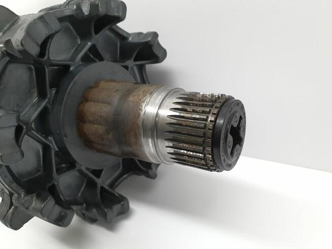 Naped Gasienicy Walek Napedowy Ski-Doo Summit 800 XRS