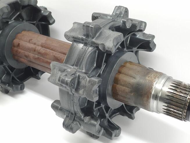 Naped Gasienicy Walek Napedowy Ski-Doo Summit 800 XRS