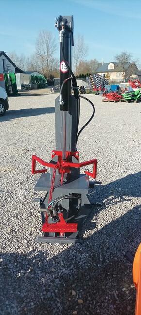 łuparka do drewna do drzewa na TUZ pionowa