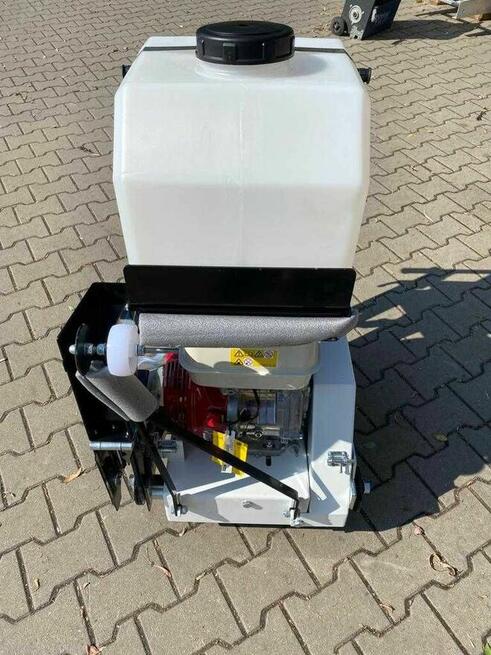 Przecinarka jezdna drogowa spalinowa TYROLIT FSG513