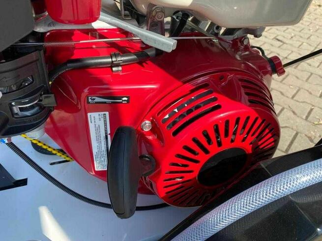 Przecinarka jezdna drogowa spalinowa TYROLIT FSG513