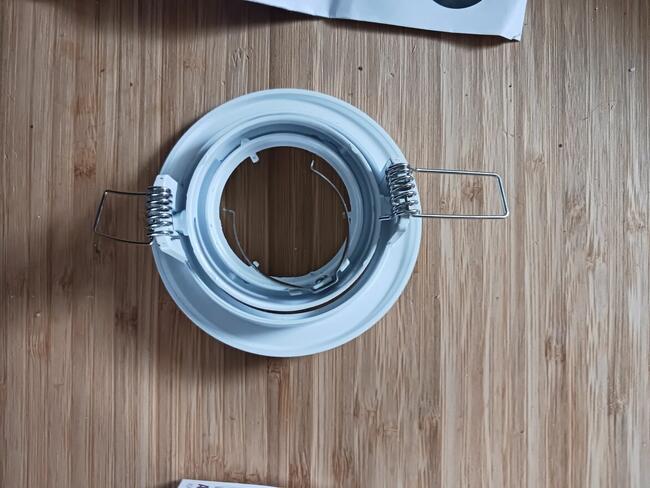 Oprawa halogenowa LED GU10 sufitowa wysyłka gratis !!!