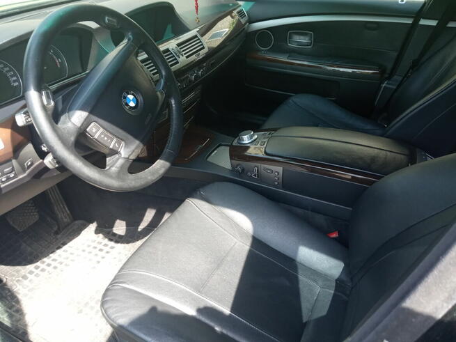 Sprzedam BMW 730d lift 2006 rok 231 koni