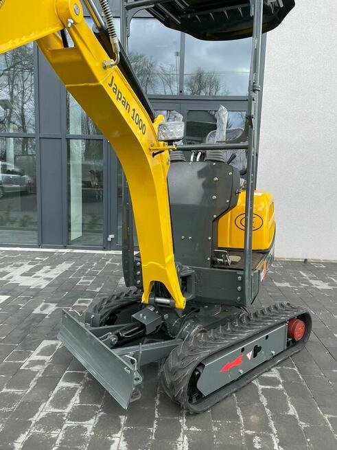 JAPAN 1000 Koparka 1 tonowa, rok produkcji 2025