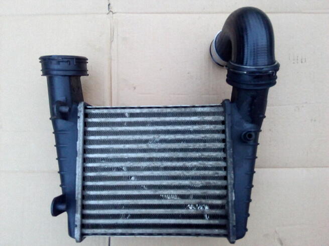 Intercooler 1.9TDI Audi A6 C5 VW Passat B5 FL Skoda Superb I