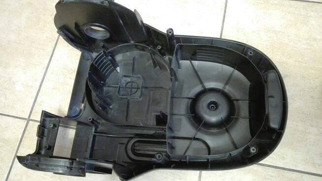 Electrolux Ergoeasy ZTF7610EL 1300W odkurzacz -części !