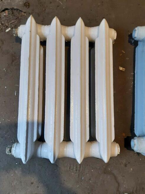 Komplet 3 Grzejników CO Żeliwnych z Demontażu. POLECAM.