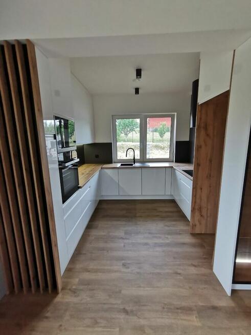 Zatrudnię stolarza/montera meblowego