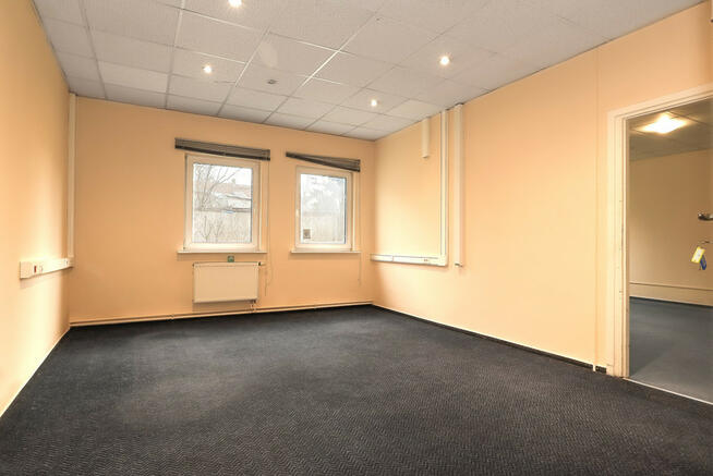 Funkcjonalny układ I Zamknięte patio I Parking