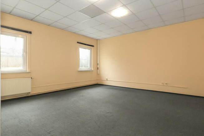 Funkcjonalny układ I Zamknięte patio I Parking