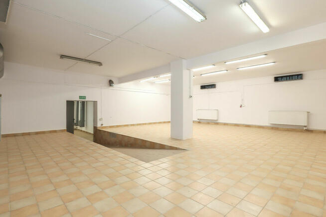 Funkcjonalny układ I Zamknięte patio I Parking