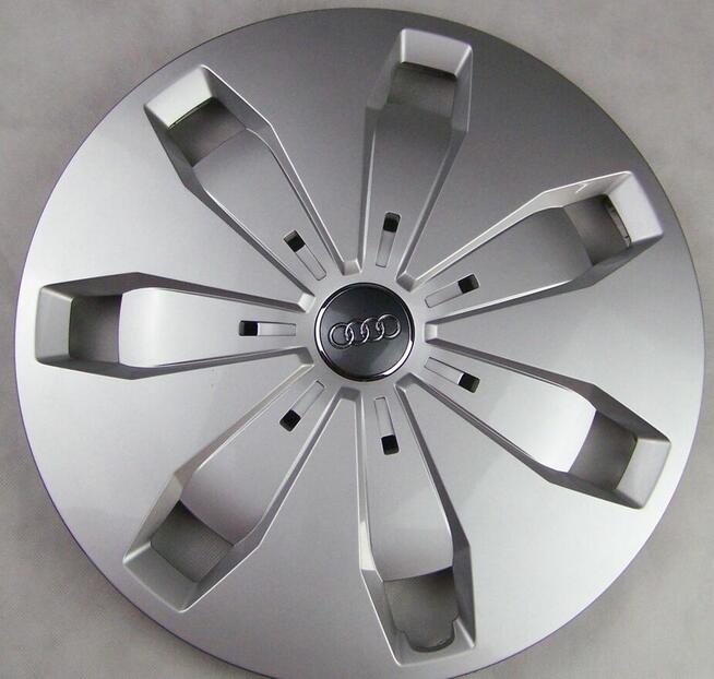 81A601147 Kołpaki kół stalowych 16 oryginał Audi Q2