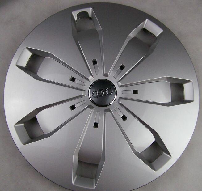 81A601147 Kołpaki kół stalowych 16 oryginał Audi Q2