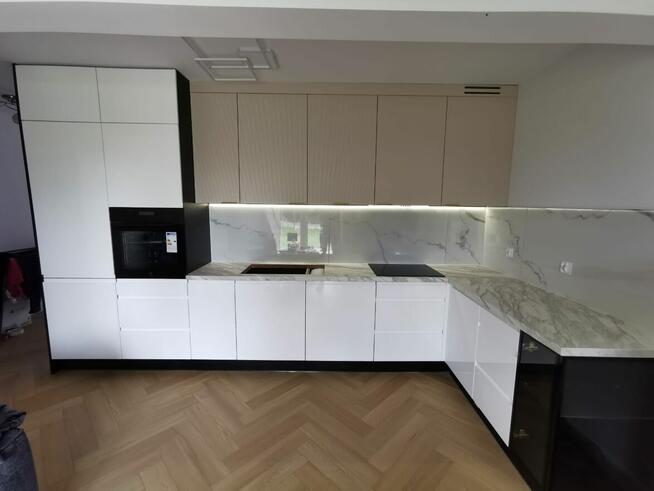 Meble na wymiar ! KUCHNIE, SZAFY, MEBLE ŁAZIENKOWE