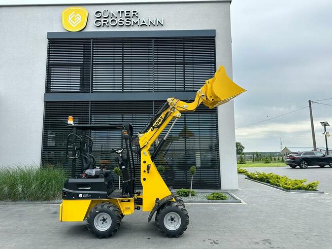 Nowa Ładowarka teleskopowa, ładowność 600 kg