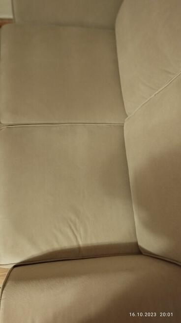 Sofa, kanapa dwuosobowa , nie rozkładana.