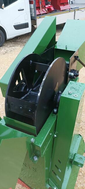 rębak do gałęzi bębnowy DENIS R12