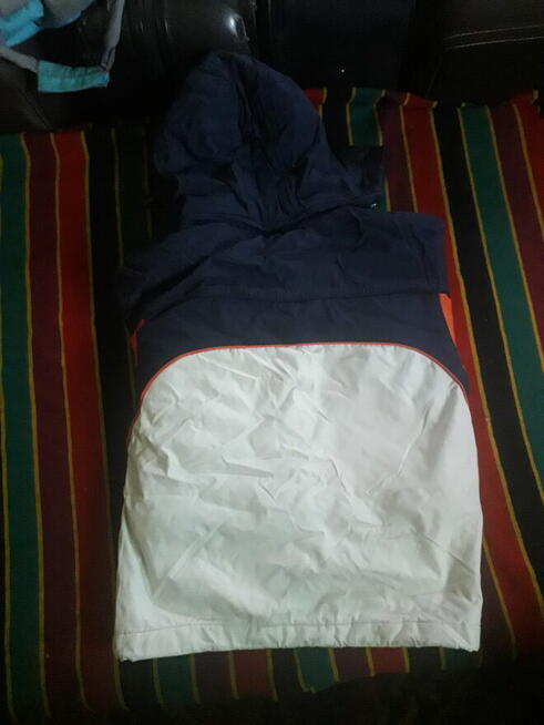 Kurtka zimowa na 140 cm nowa